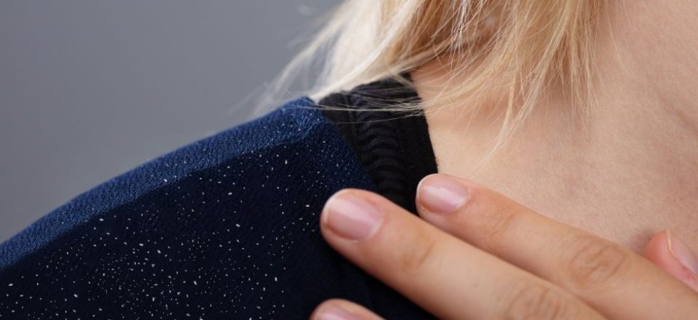Pleno Corpo: Melhor Shampoo para Caspa