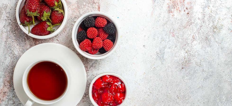 cha-de_frutas-vermelhas