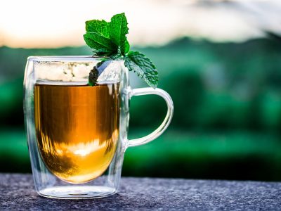 quais-os_beneficios-do-cha-de-hortela-destaque